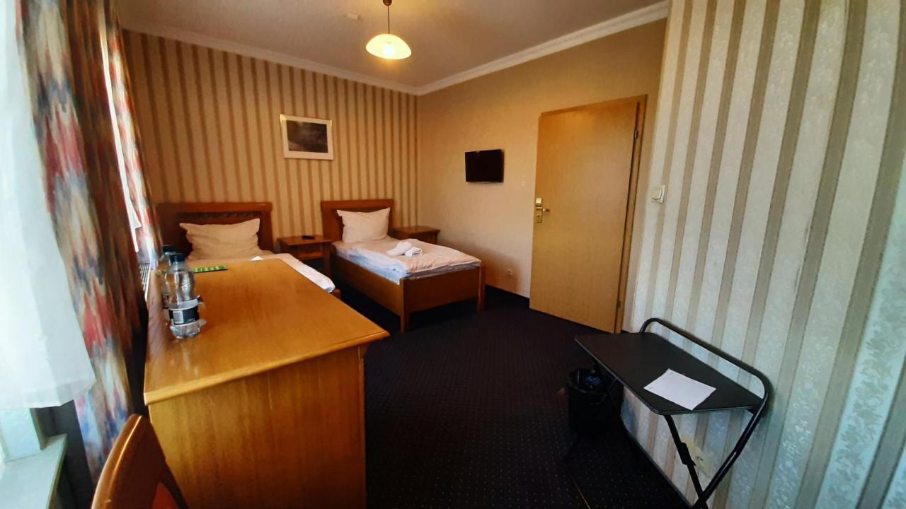 Hotel Jankow Żary Exteriér fotografie